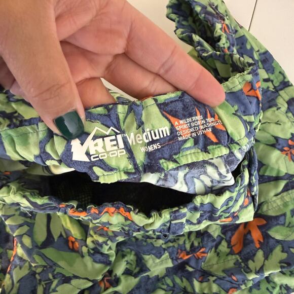 REI Co-Op Sahara Amphib Hiking Shorts High Rise Green Blue Womens - M - Picture 5 of 8